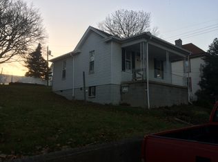 122 Atkinson Ave #HOUSE, Wheeling, WV 26003