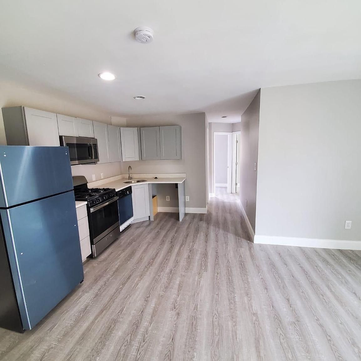 4010 9th St SE APT 301, Washington, DC 20032 | Zillow