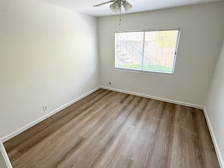 3700 E 4th St #2 — Photo 7