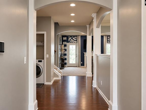 2nd image of 312 Pleasant Creek Ct