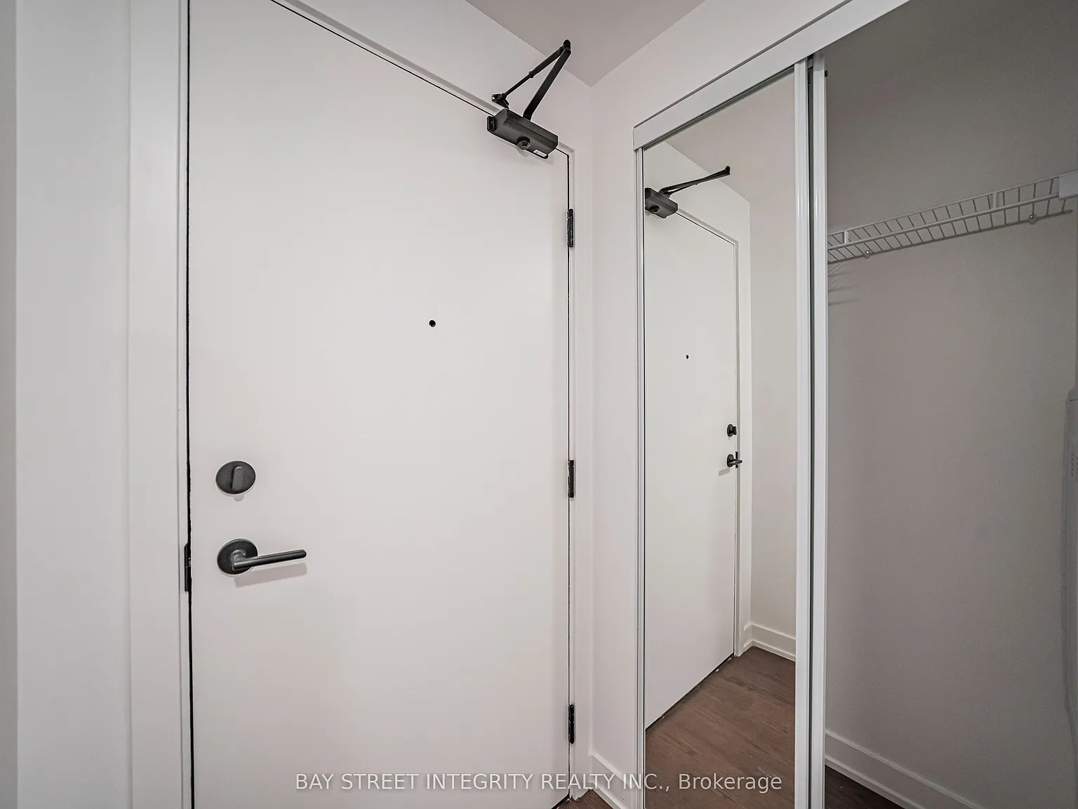 South Forest Hill Residences — Photo 4