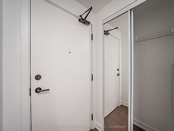 4th image of 91 Montclair Ave #702