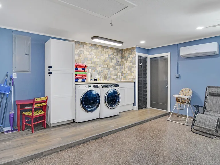 2516 SE 12th Pl — Photo 32