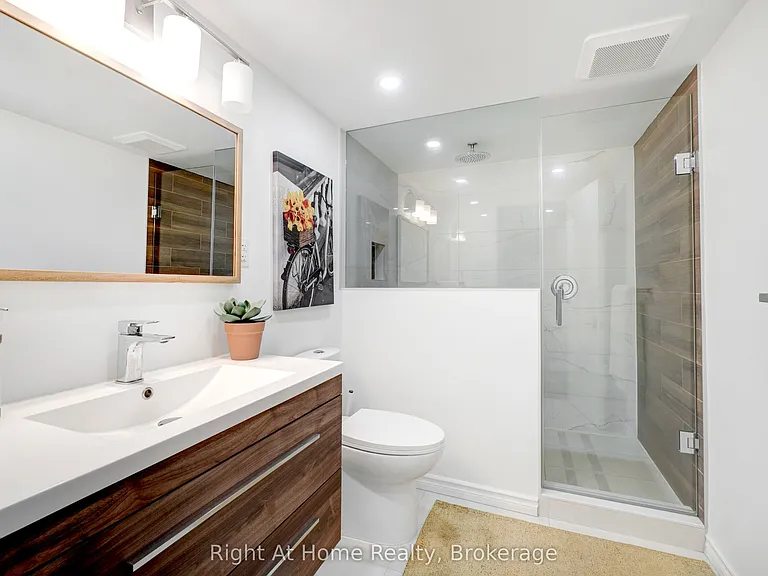 5223 Fairford Cres #51 — Photo 33