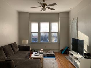 3237 N Clifton Ave APT 1F, Chicago, IL 60657