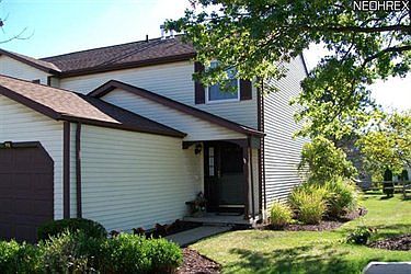 1st image of 4757 Ledgewood Dr Unit 9A