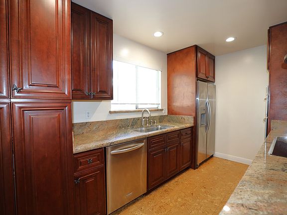 4th image of 675 Sharon Park Dr APT 237