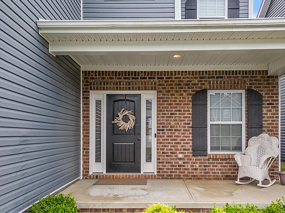 2nd image of 614 Lucille Dr