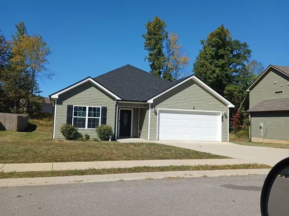 1620 Parkside Dr, Clarksville, TN 37042