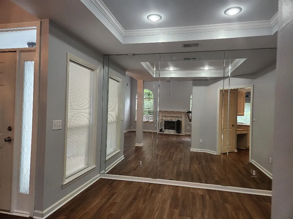 3 bed, 1749 sqft, $2,025 — Photo 4