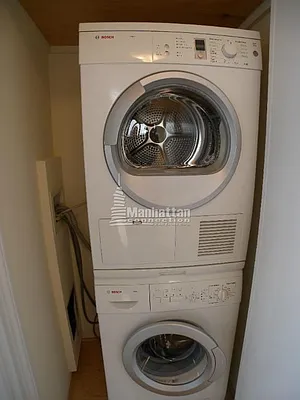 Rented by Manhattan Connection | media 12