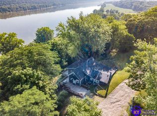 140 Point St, Brandenburg, KY 40108