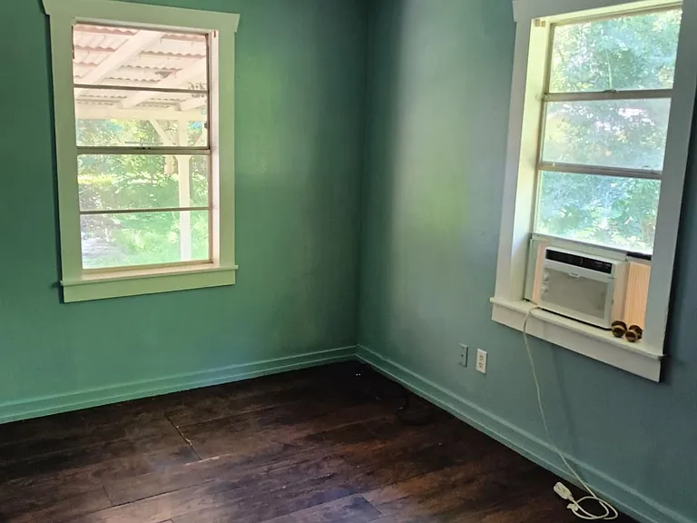 385 Jones Rd — Photo 8