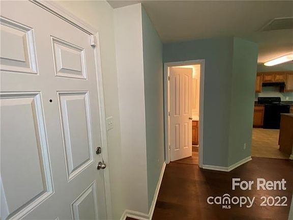 4th image of 9308 Clifton Meadow Dr