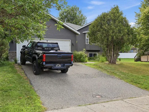17373 Glencoe Ave, Lakeville, MN 55044