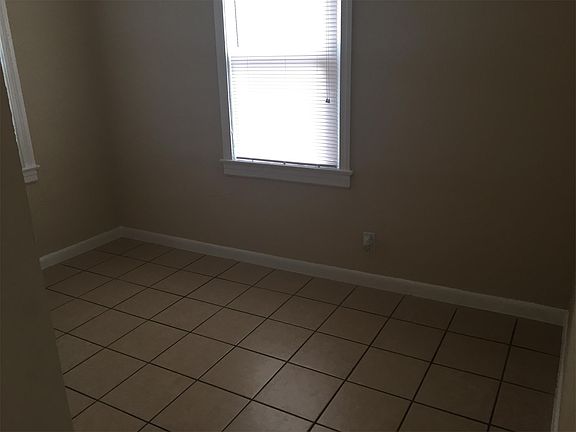 3rd image of 3333 Nolan St
