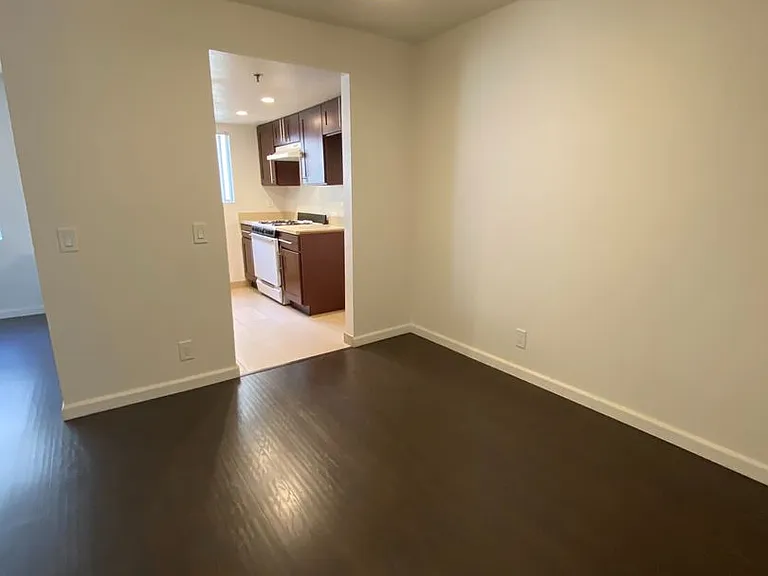 B & B Apartments — Photo 17