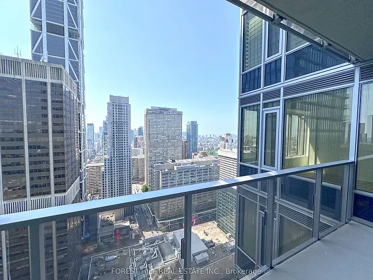 11 Yorkville Ave #3307 — Photo 15