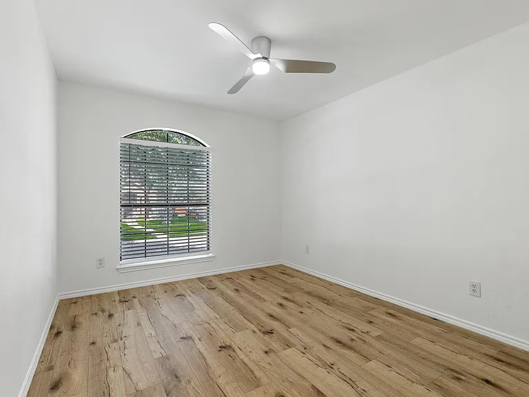 2601 Kimberly Dr — Photo 20