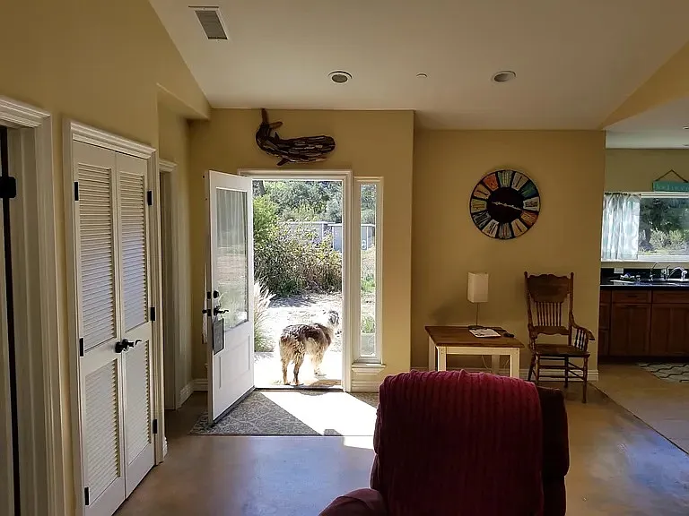7908-10 Faraway Ln — Photo 2