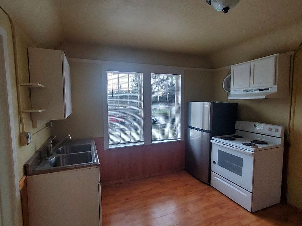 1st image of 5700 Northwest Dr Unit 2