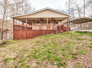447 Vinsant Estates Rd, Jacksboro, TN 37757