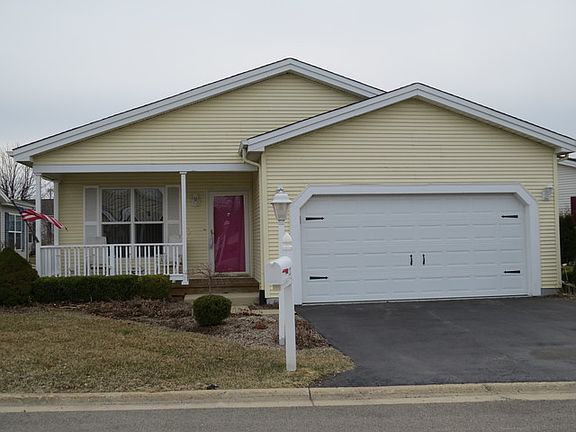 3rd image of 122 Hunter Ct