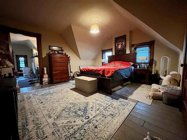 315 W Hubbard Ave — Photo 41