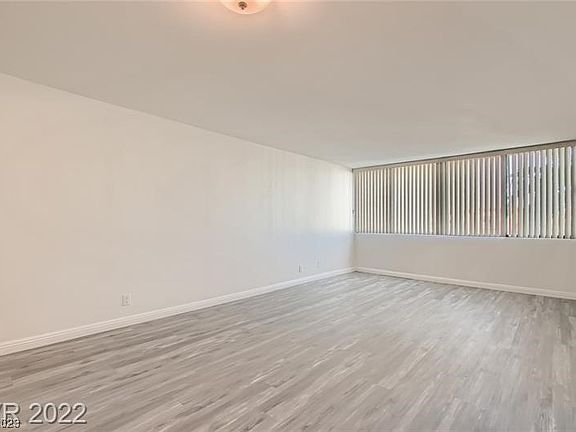 5th image of 3930 University Center Dr APT 507