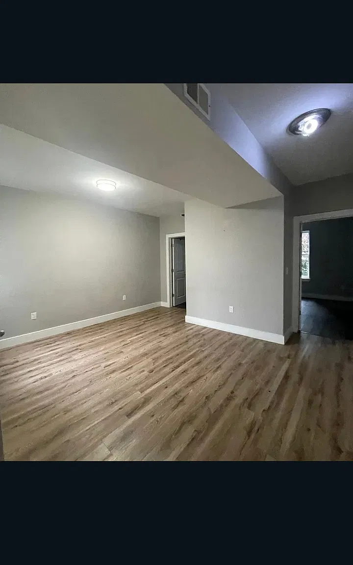 2 bed, $1,900 — Photo 4