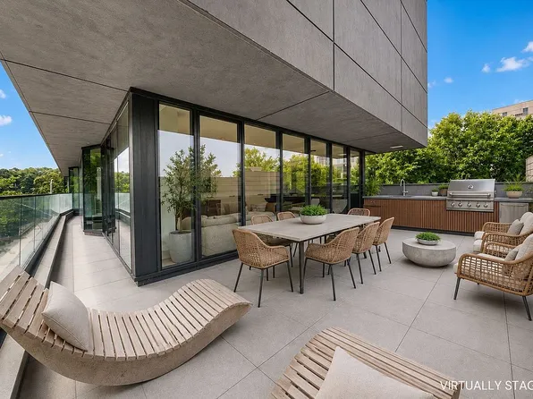 814 5th Ave #3C, Brooklyn, NY 11232