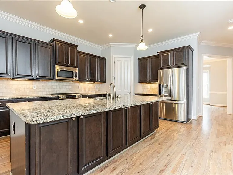 3664 Brookhaven Manor Xing NE — Photo 24