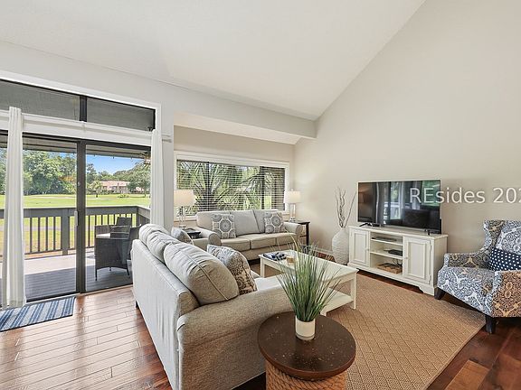2nd image of 59 Carnoustie Rd APT 284