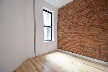 Rented by CITY SKYLINE REALTY INC