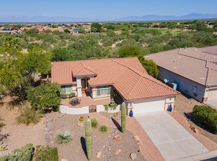 2425 E Glen Canyon Rd, Green Valley, AZ 85614