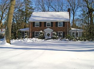 922 Kimball Ave, Westfield, NJ 07090