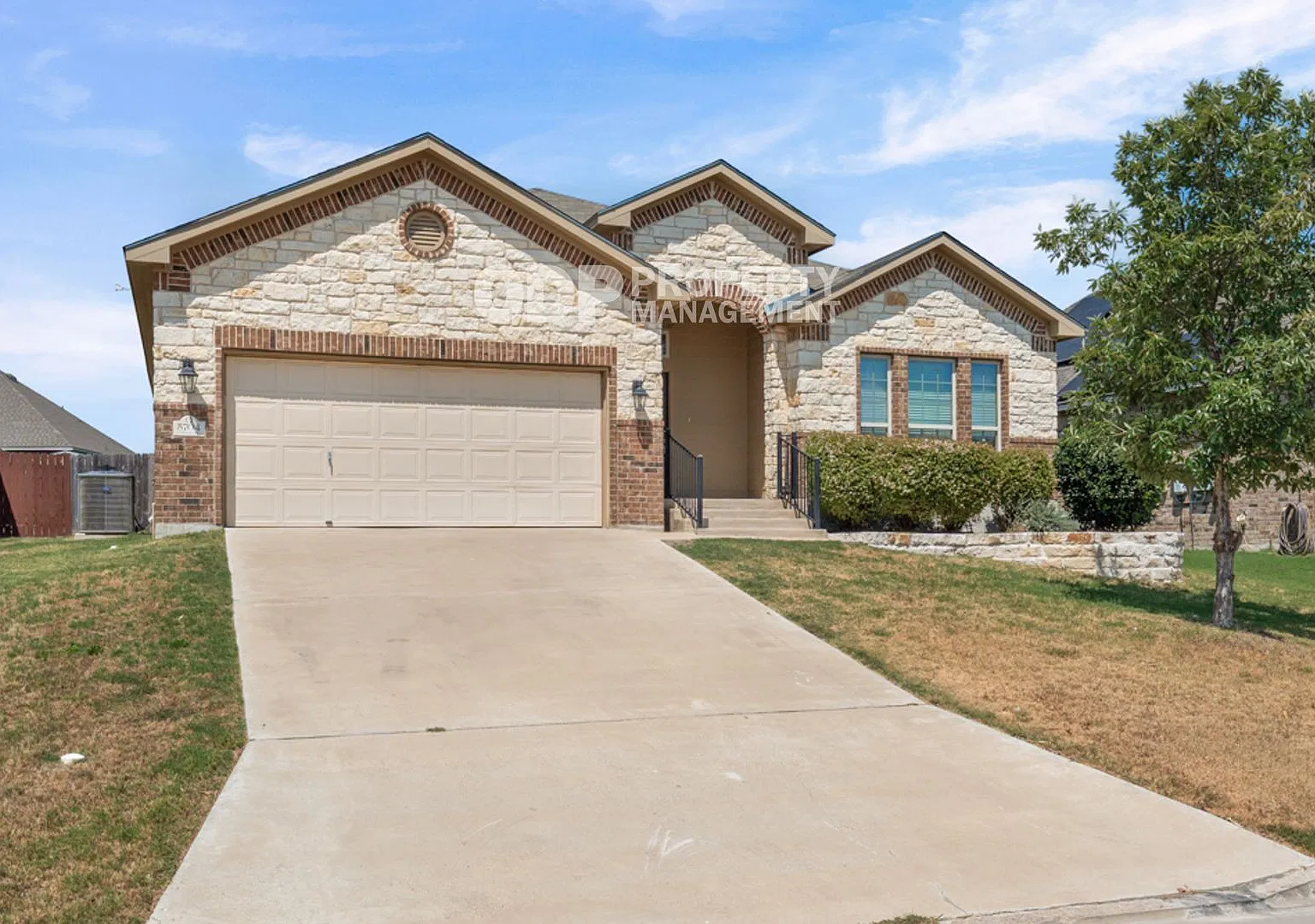 3 Bed 2 Bath- Academy ISD — Photo 2