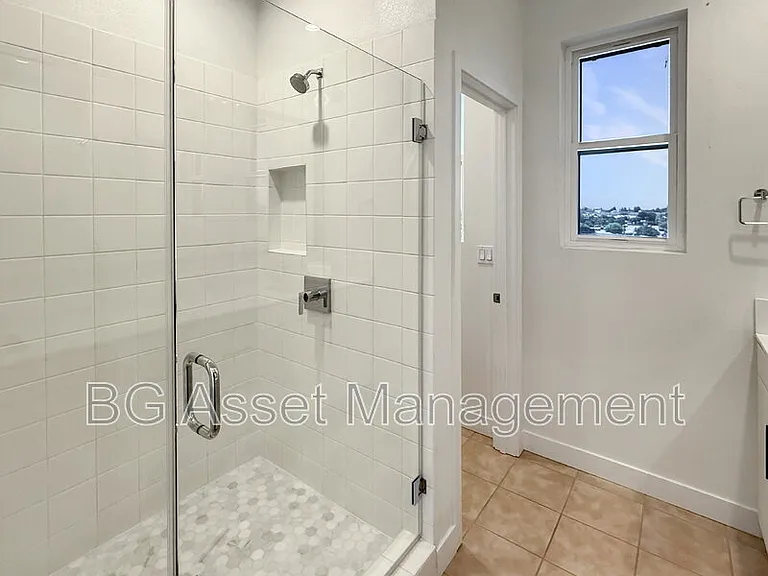 3909 Wattling St — Photo 29