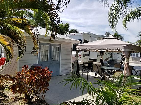 4th image of 10440 Nightwood Dr