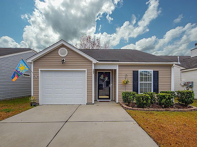 1st image of 307 Salkahatchie St