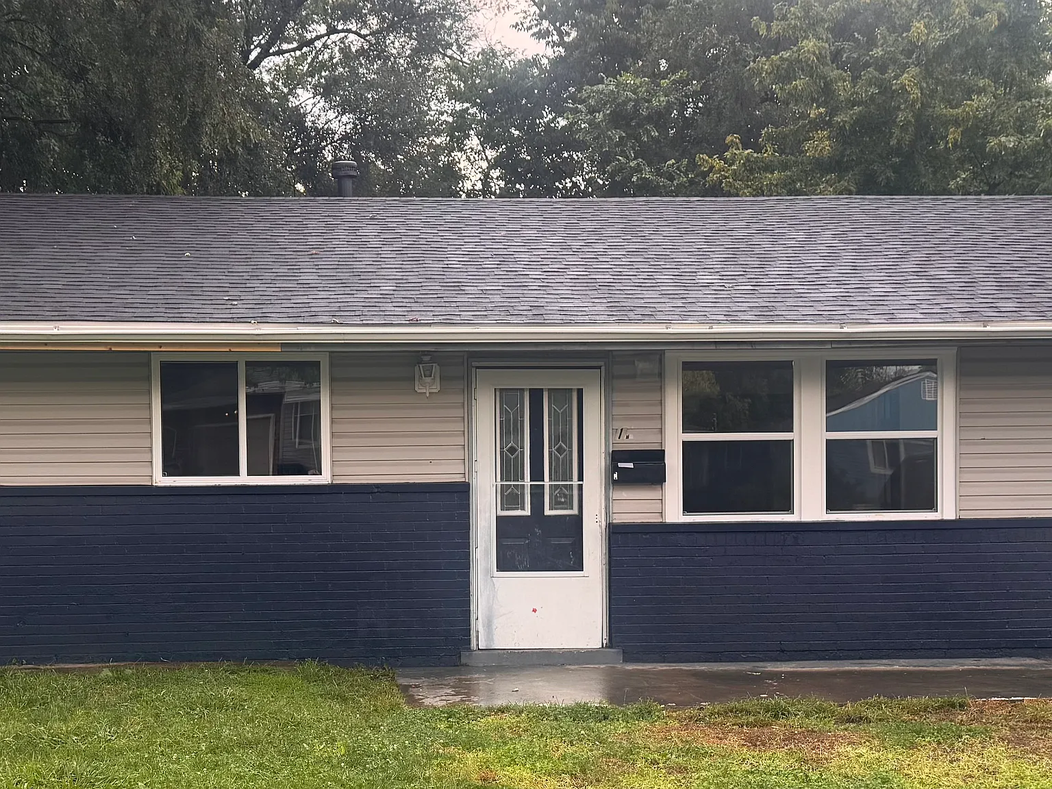 4 bed, 1300 sqft, $1,790 — Photo 1