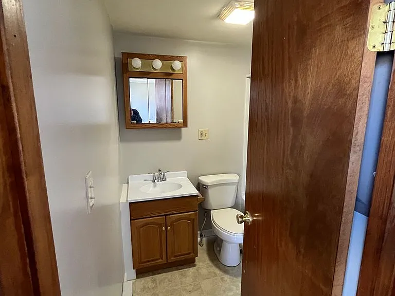 1015 3rd St #8 — Photo 37