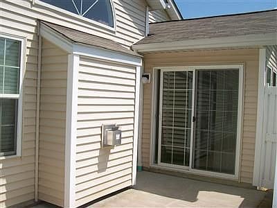 4th image of 7500 Willow Woods Dr #8-A