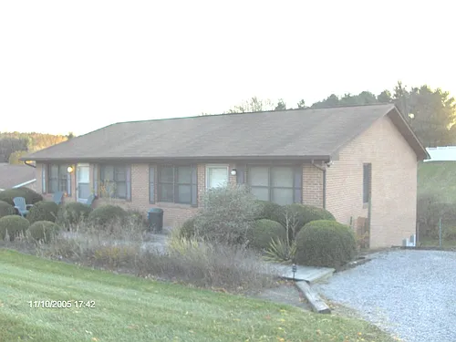 1504 Sandy Cir Photo 1