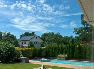 795 Westwood Ln, Greenport, NY 11944