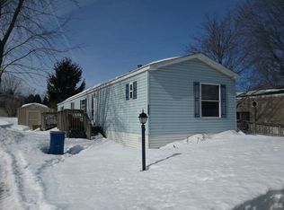 1526 Hall St, Shoreview, MN 55126