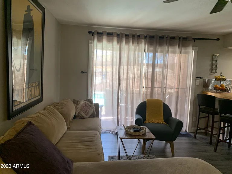 1402 S Jentilly Ln #104 — Photo 12