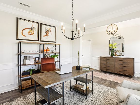 The McGinnis - Dining Room