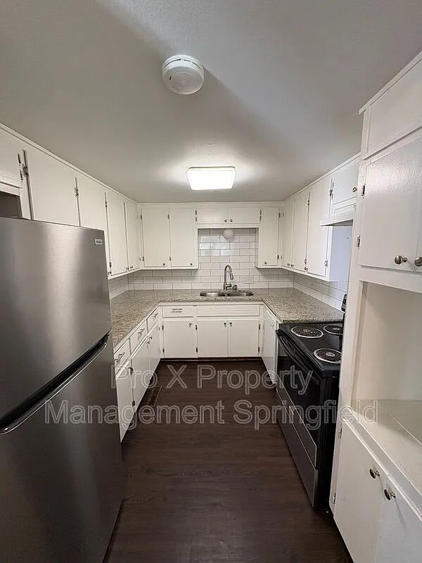 2 bed, 2.0 bath, $895 — Photo 1