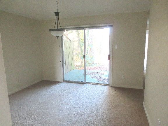 3rd image of 1580 Us 19 S APT 20
